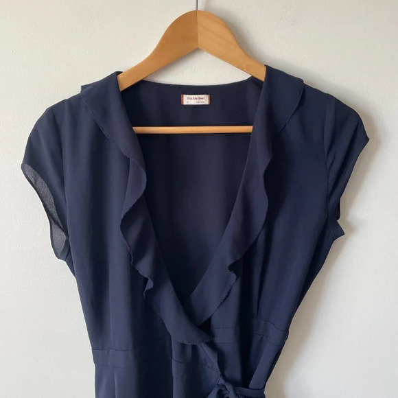 Aritzia Sunday Best Ruffle Savoy Wrap Dress Navy Blue Size 0 - Picture 5 of 7